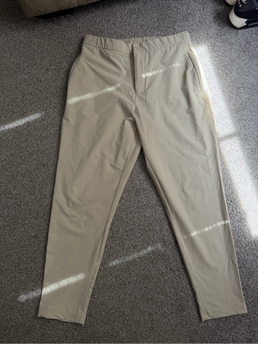 Men's Slim Stretch Khaki Chinos in Light Beige